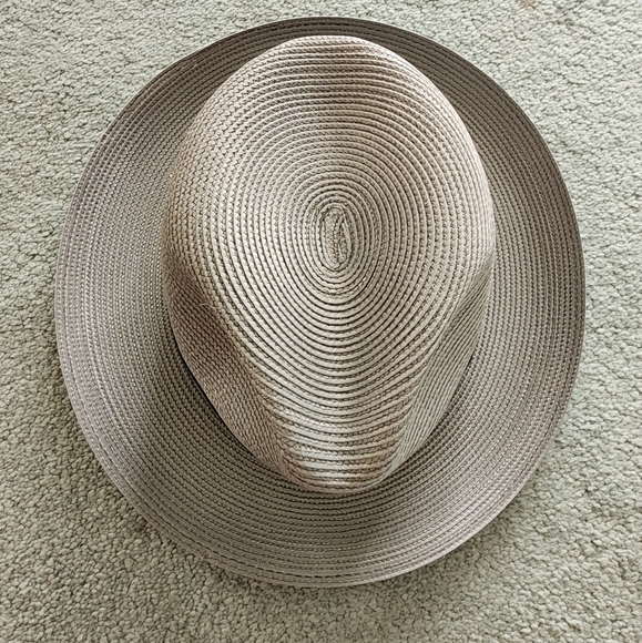 Like New Dobbs 5th Avenue Gray Straw Hat 6 3/4 - Picture 2 of 7